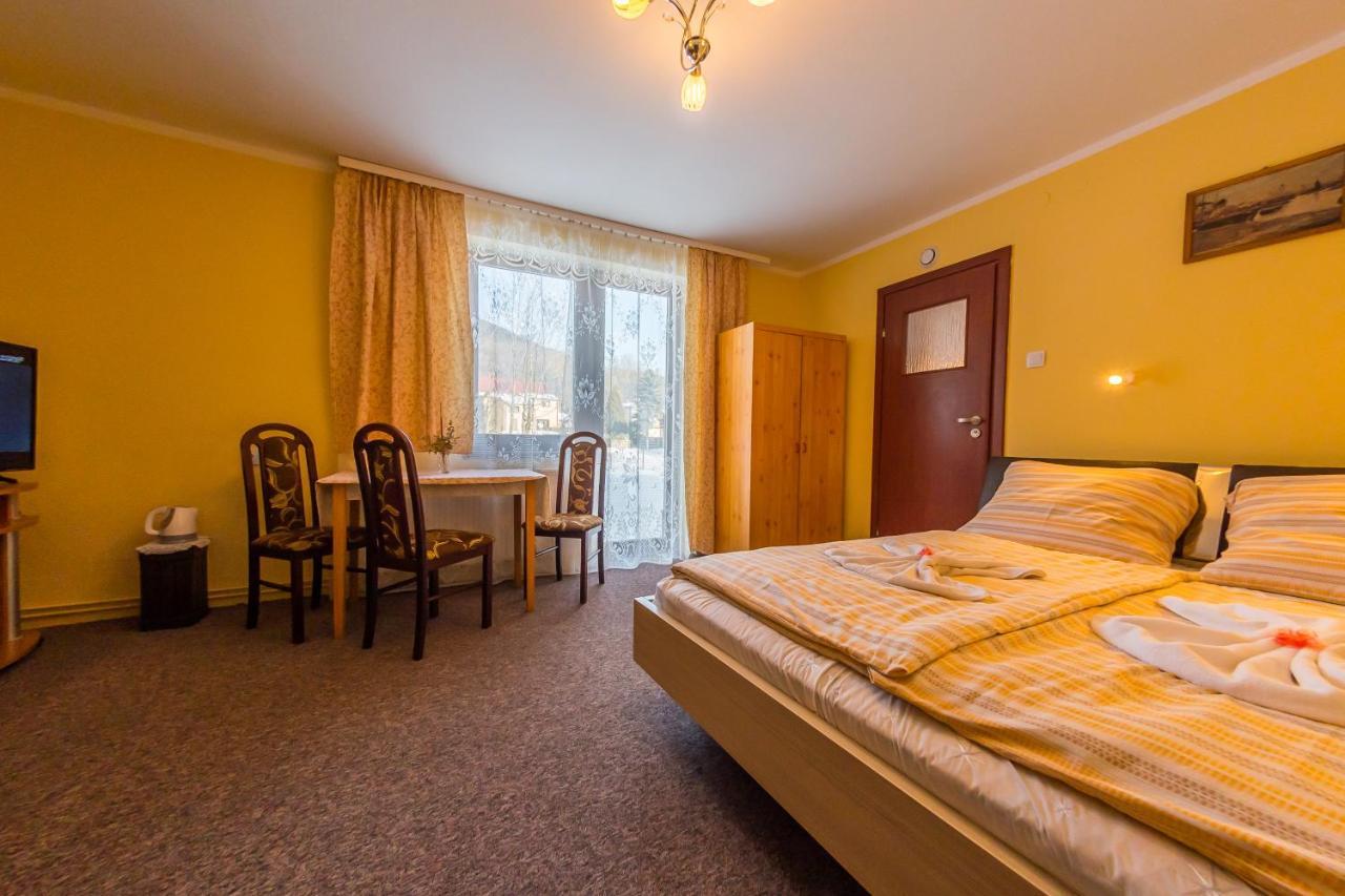 Willa Przy Deptaku Apartamento Szczyrk Exterior foto