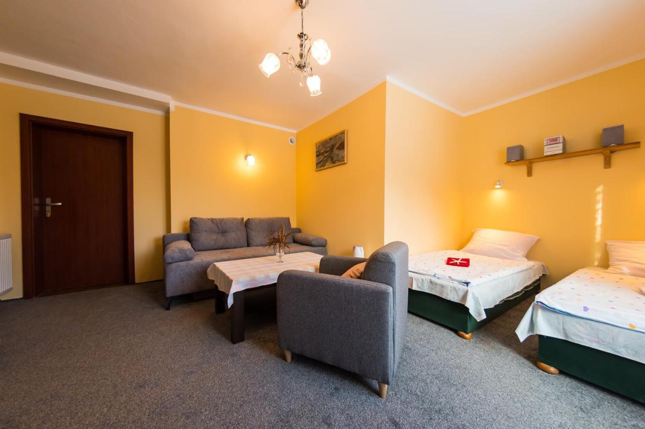 Willa Przy Deptaku Apartamento Szczyrk Exterior foto
