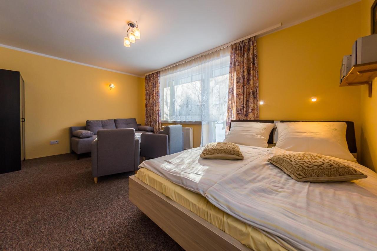 Willa Przy Deptaku Apartamento Szczyrk Exterior foto
