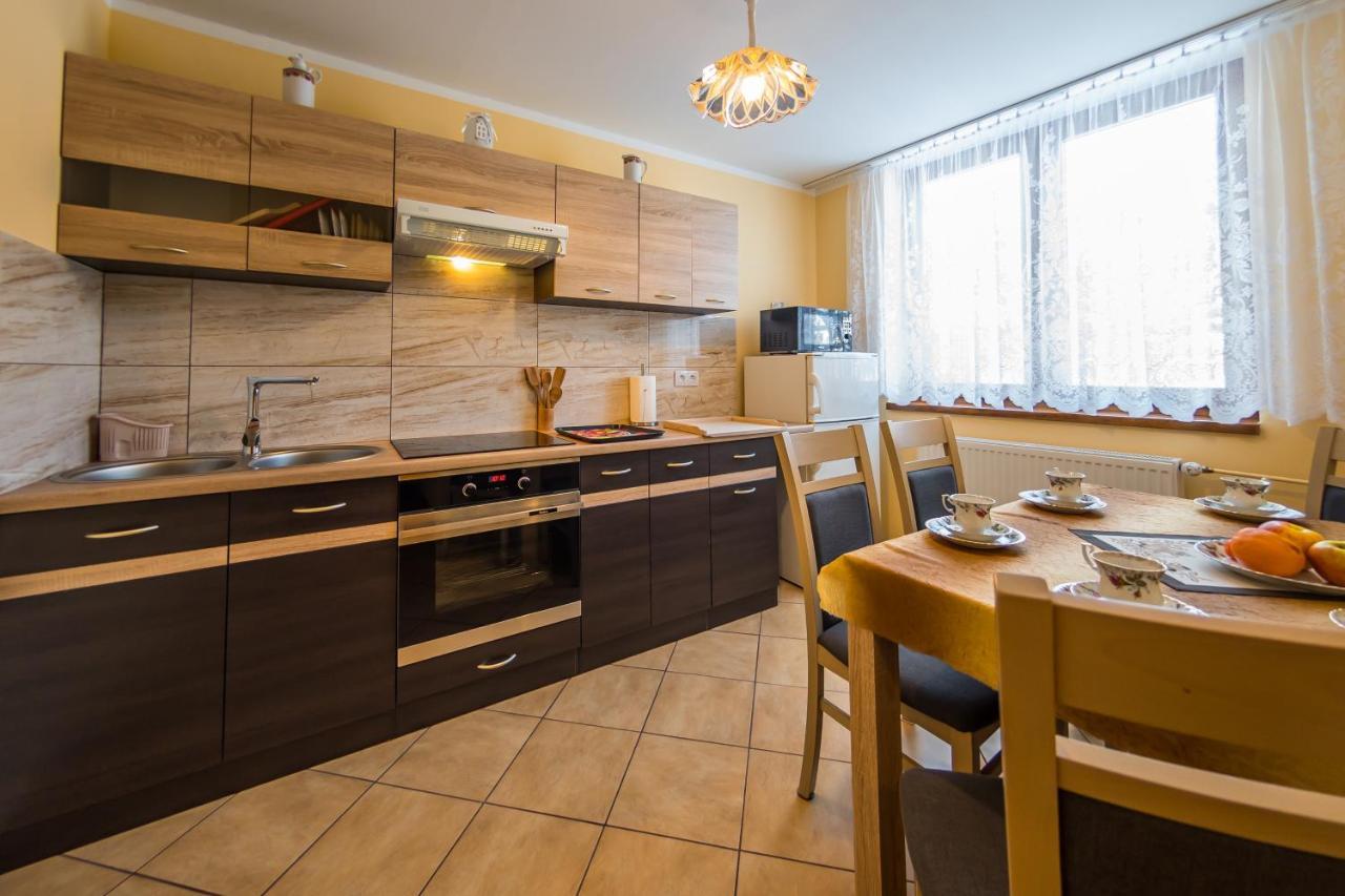Willa Przy Deptaku Apartamento Szczyrk Exterior foto